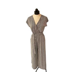 Jumpsuit Women’s medium. Soft T-shirt like material